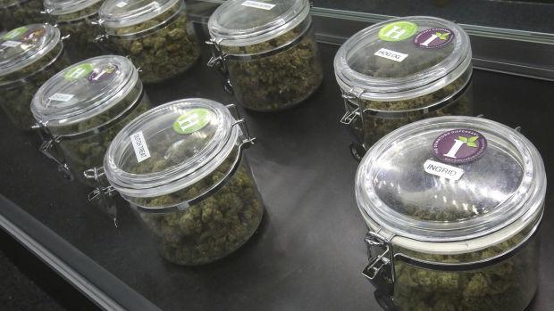 Arizona House panel OKs felony for rule-breaking pot doctors